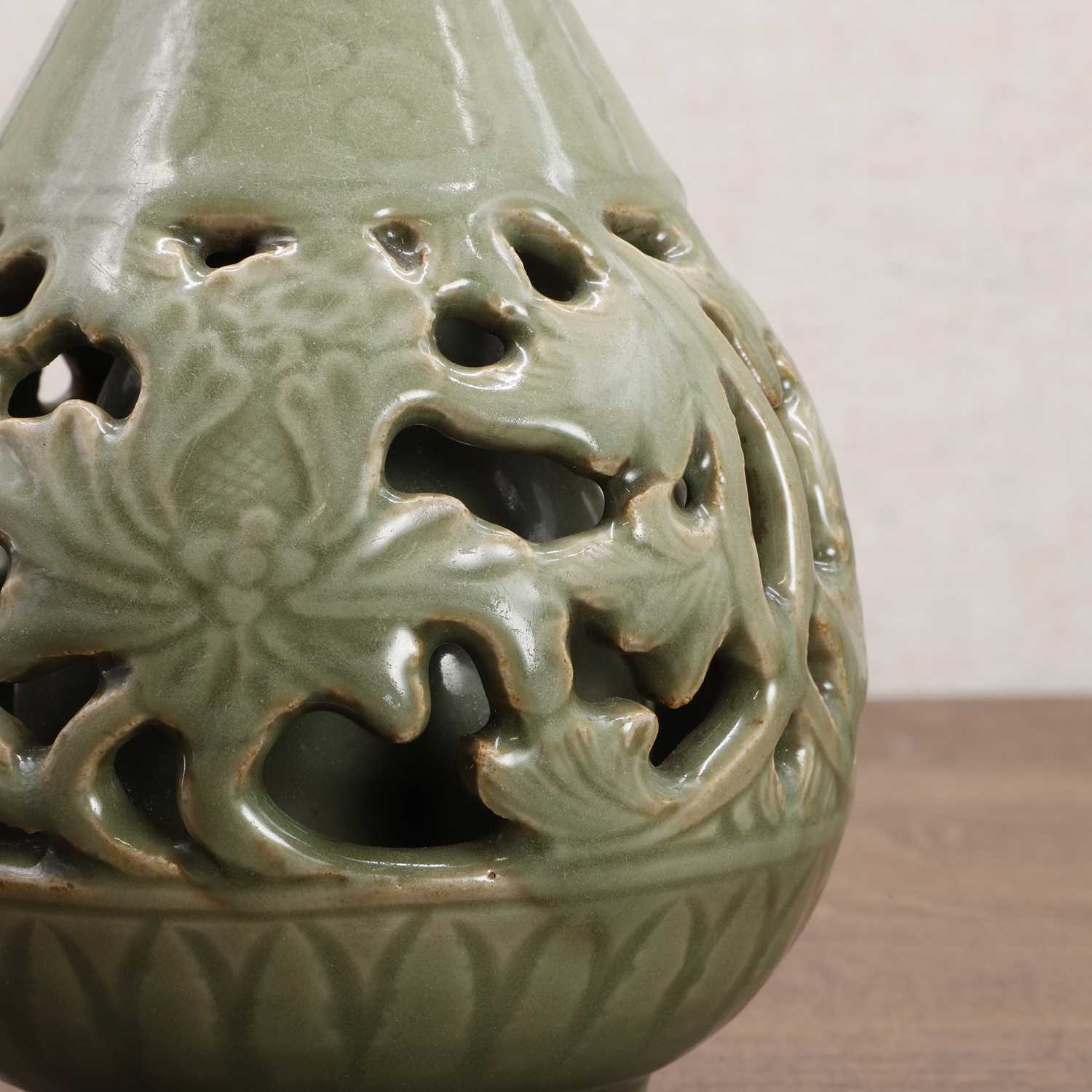 A Chinese reticulated Longquan yuhuchun vase, - Image 5 of 11