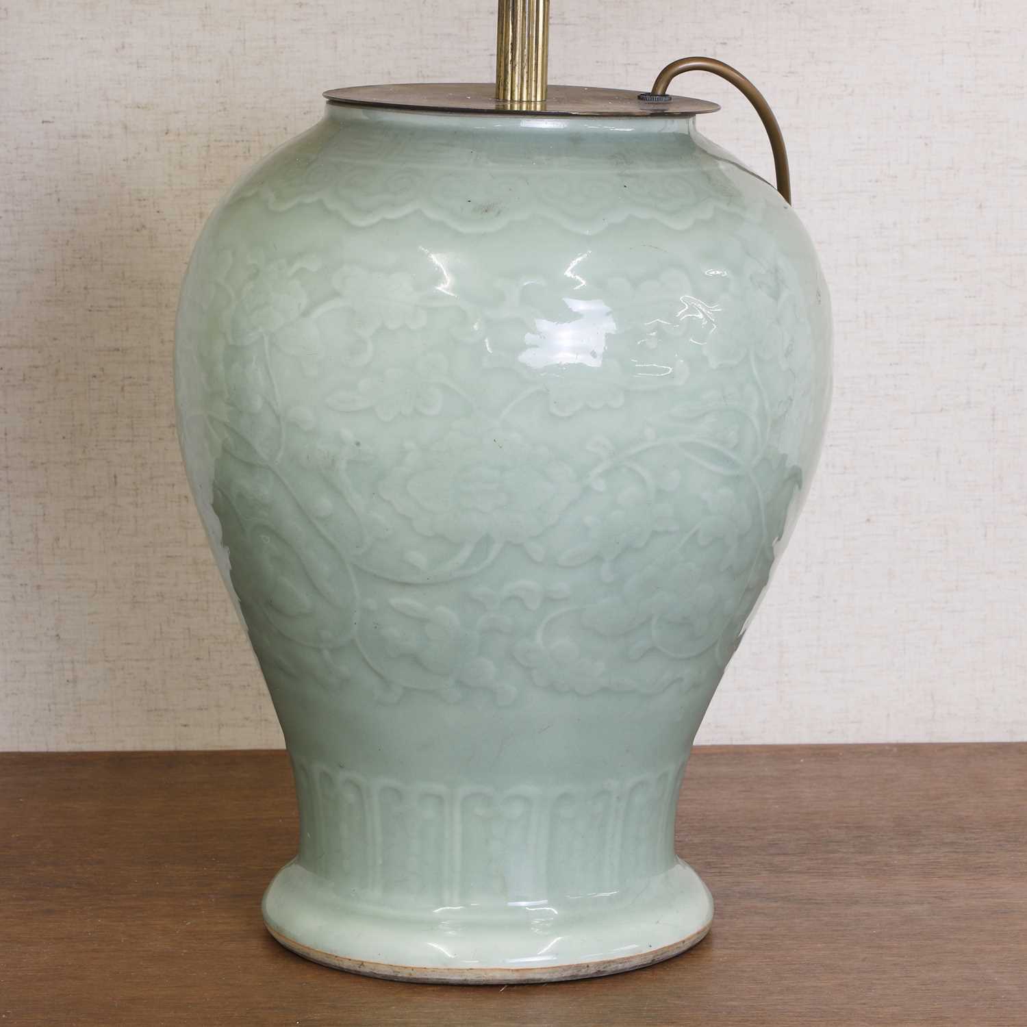 A Chinese blue and white vase, - Image 8 of 10