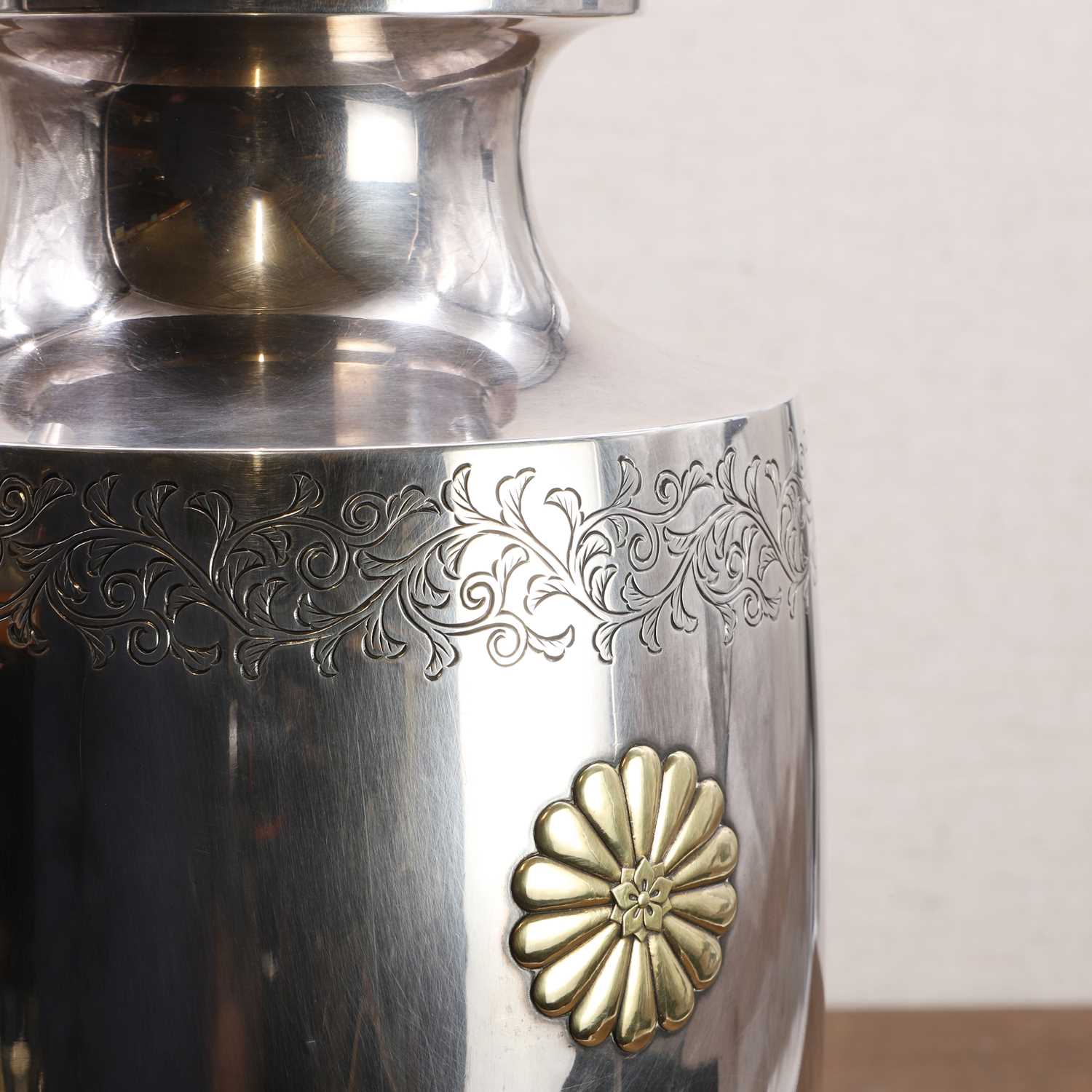 A Japanese silver vase, - Image 8 of 12