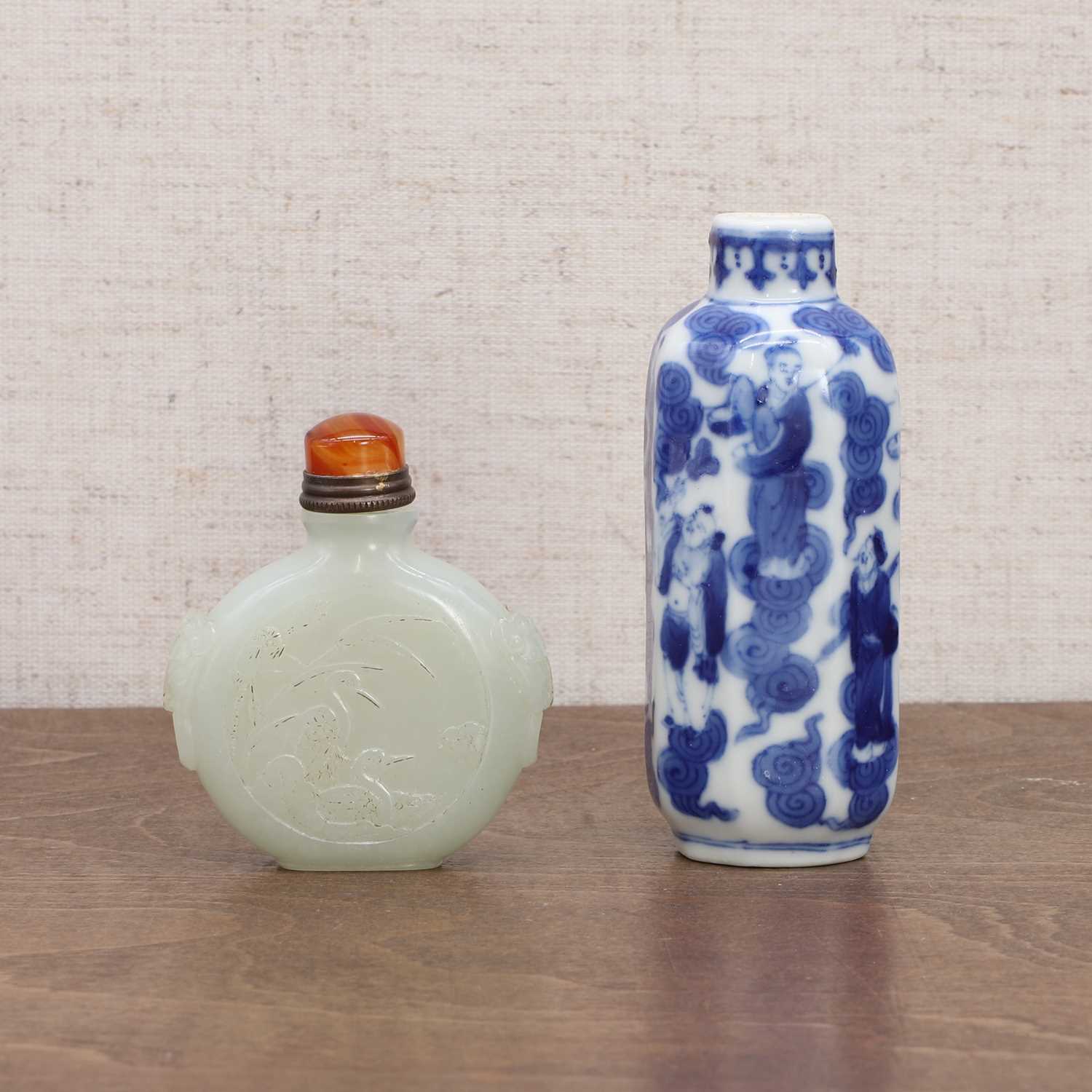 A Chinese blue and white snuff bottle,