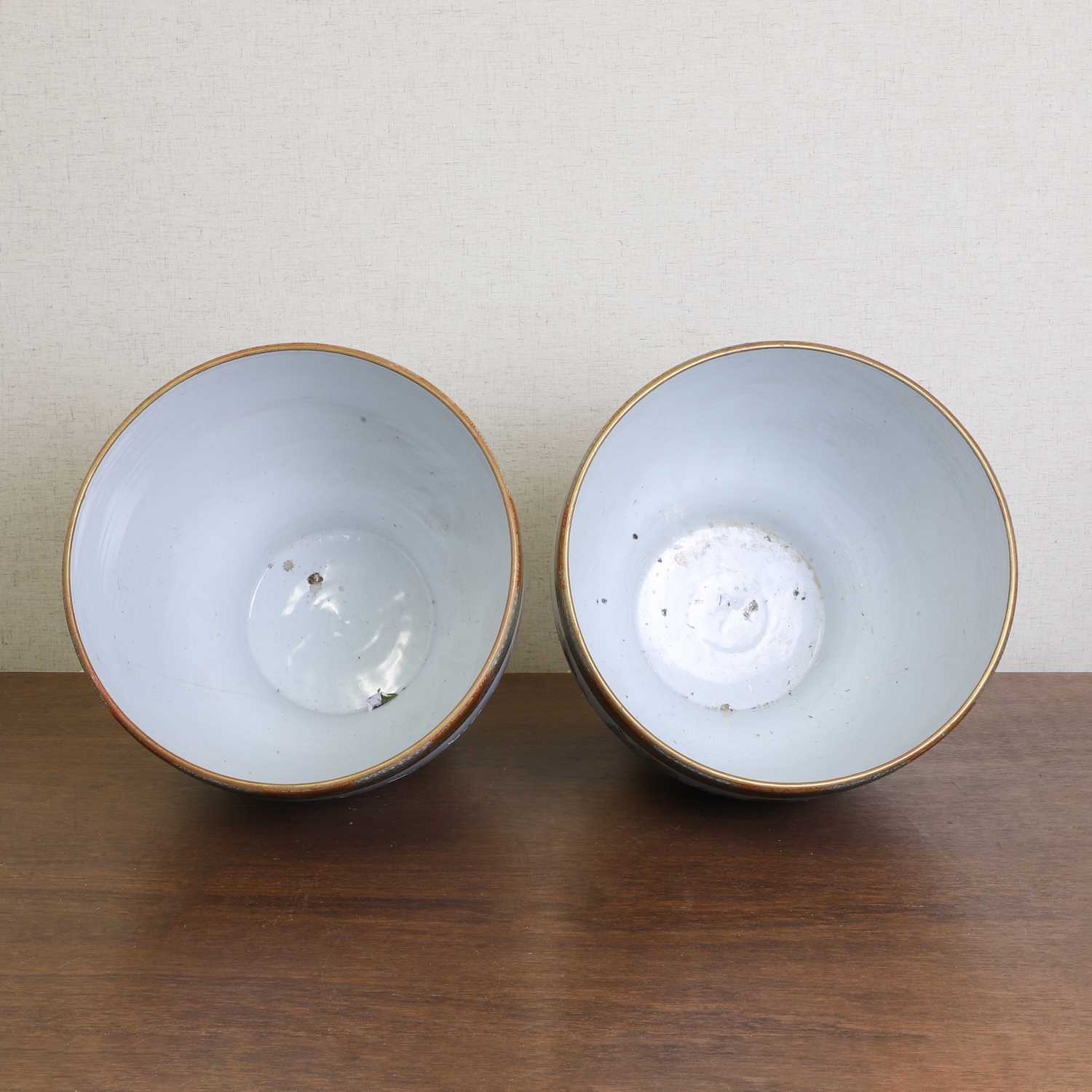 A pair of Japanese Kutani vases, - Image 9 of 12