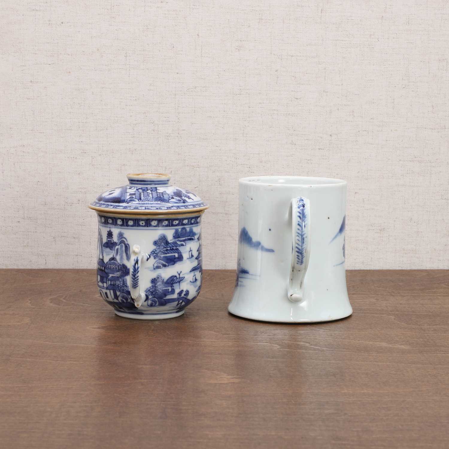 A group of Chinese export blue and white, - Image 5 of 9