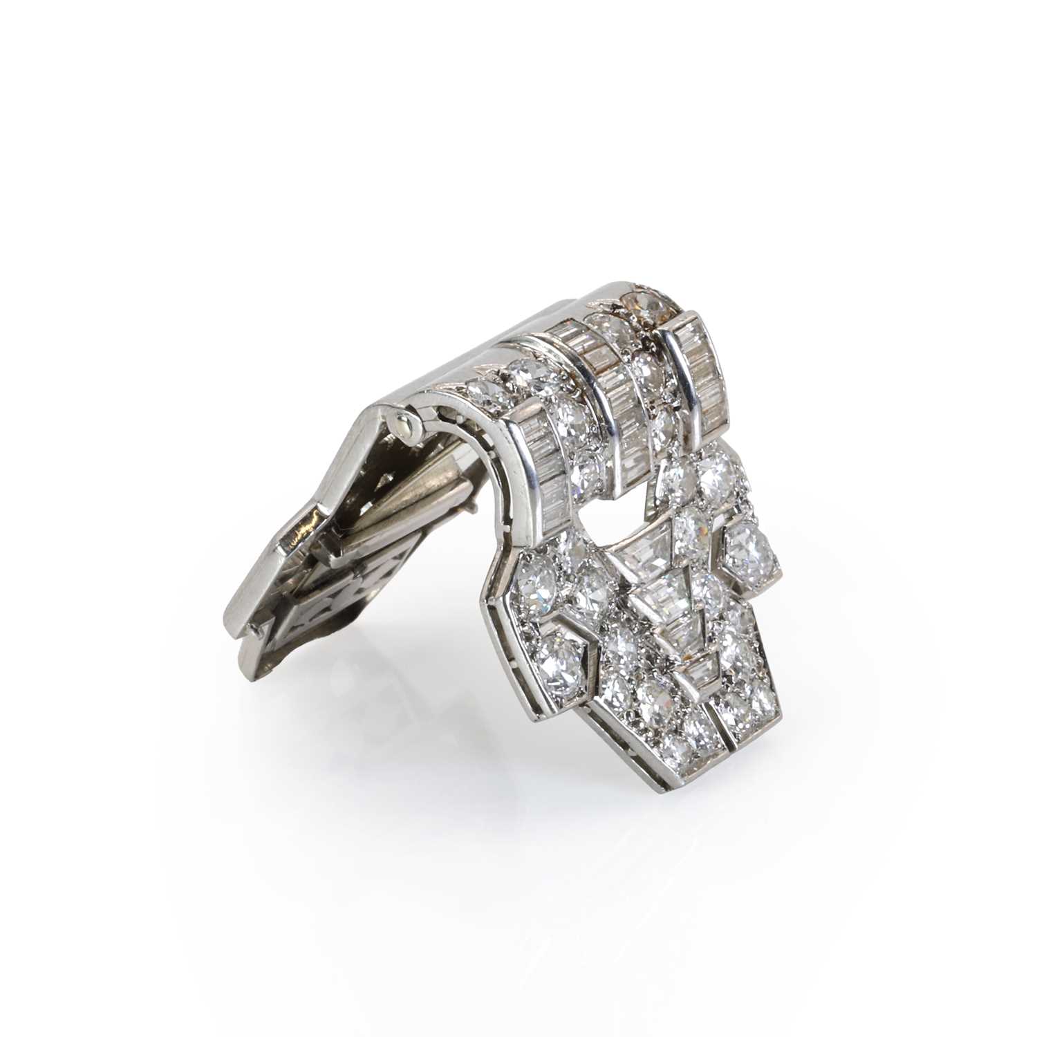 A French Art Deco diamond single clip brooch, - Image 2 of 7