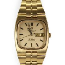 A gentlemen's 18ct gold Omega Constellation automatic bracelet watch,