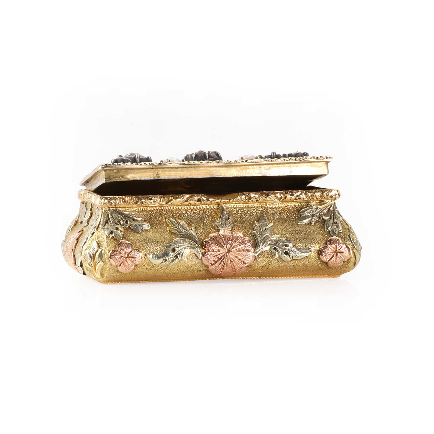 A Continental tri-colour gold jewelled snuffbox, - Image 2 of 8