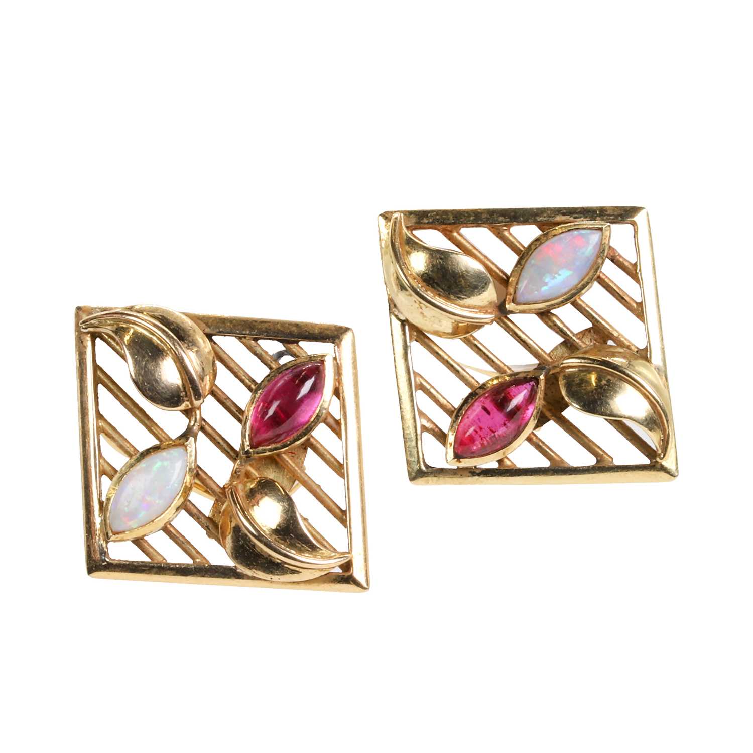 A gold gemstone set mesh bracelet and earring suite, - Image 6 of 6