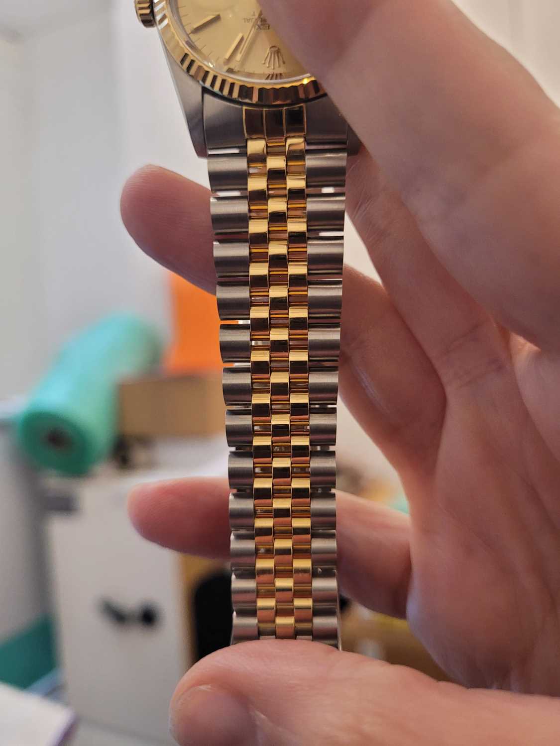 A Gentlemen's stainless steel and 18ct gold Rolex Datejust bracelet watch, c.1973, - Bild 6 aus 7