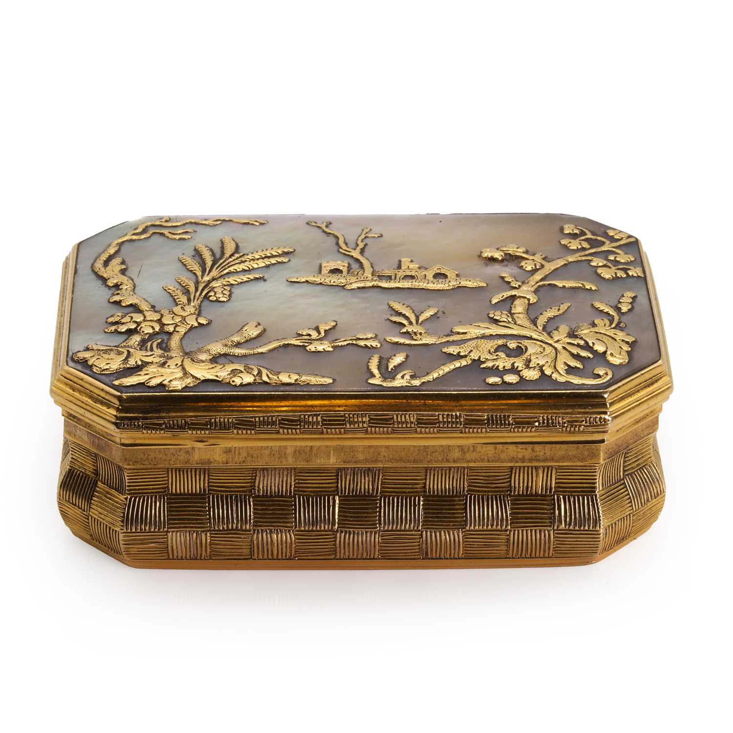 A gold and mother of pearl snuffbox,