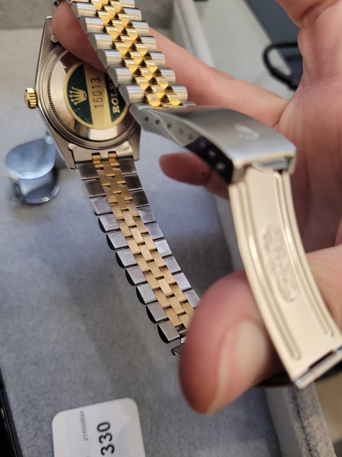 A Gentlemen's stainless steel and 18ct gold Rolex Datejust bracelet watch, c.1973, - Bild 5 aus 7