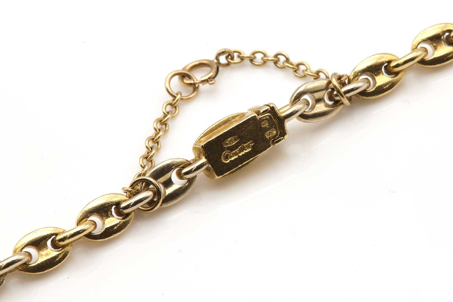 An 18ct two colour gold anchor link chain, by Cartier, - Bild 3 aus 3