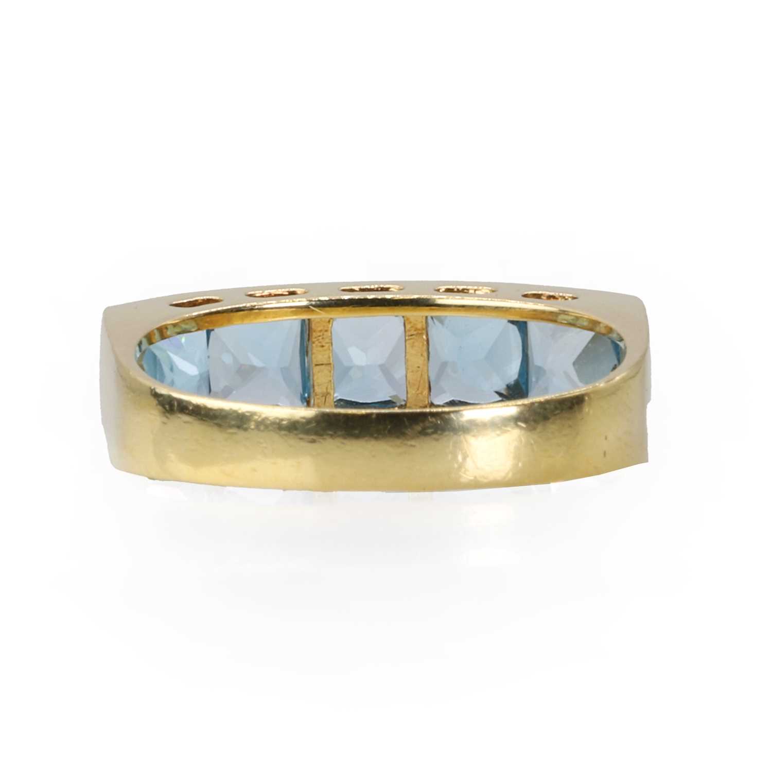 A gold and blue topaz jewellery suite, - Image 9 of 11