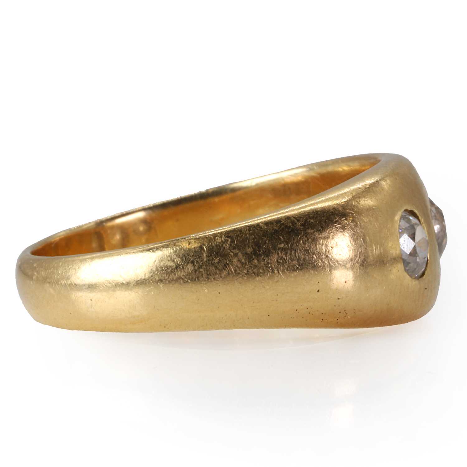 An early 20th-century 18ct gold three stone diamond ring, - Image 2 of 3