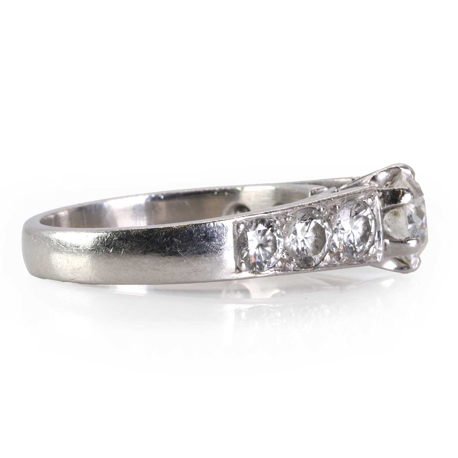 A platinum and diamond ring, - Image 3 of 3
