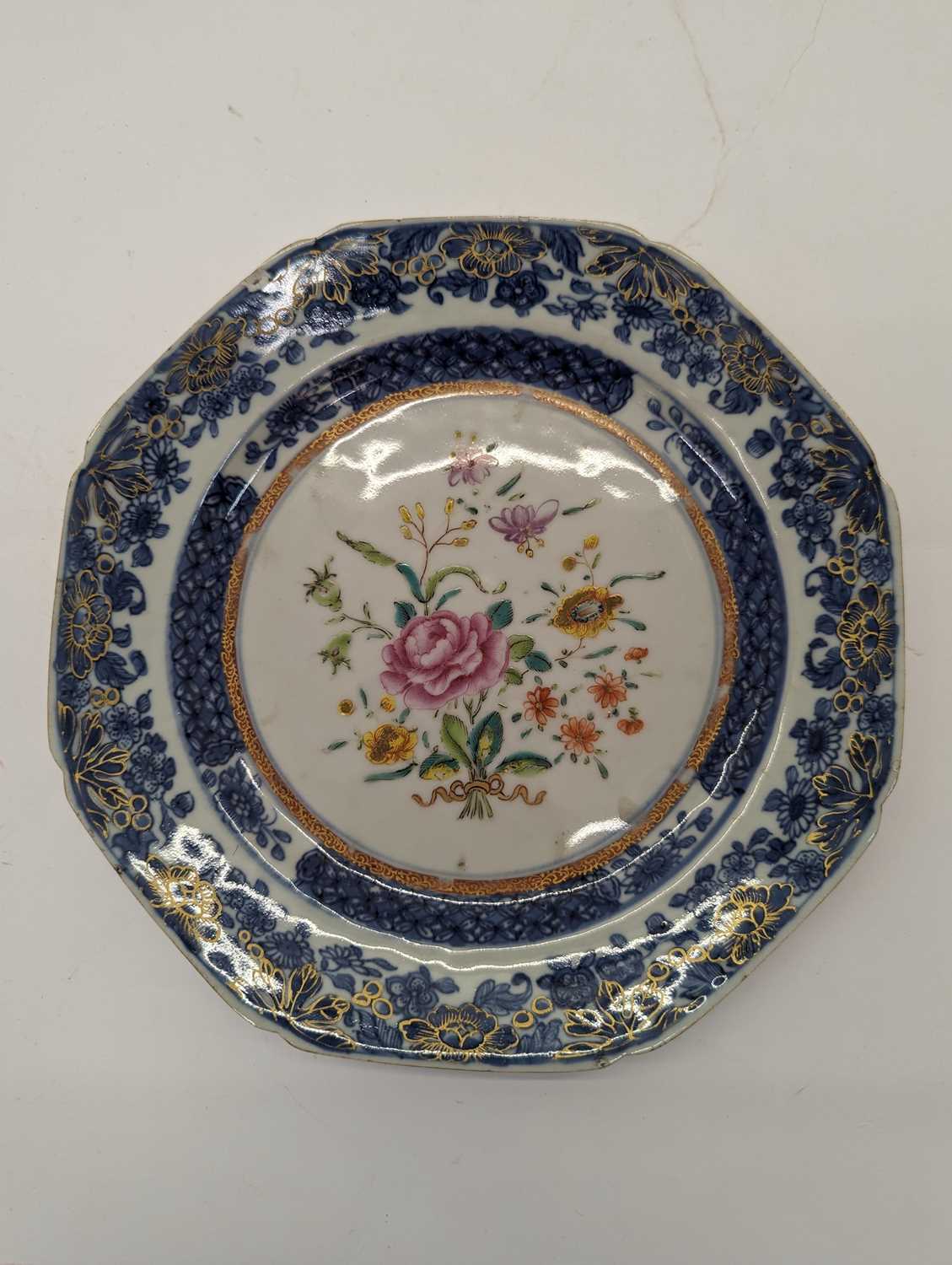 A collection of Chinese export blue and white plates, - Image 5 of 26