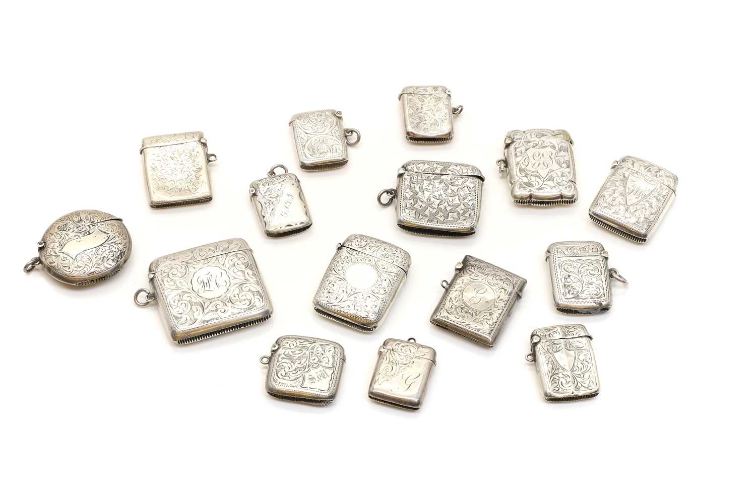 A collection of silver vesta cases - Image 2 of 2