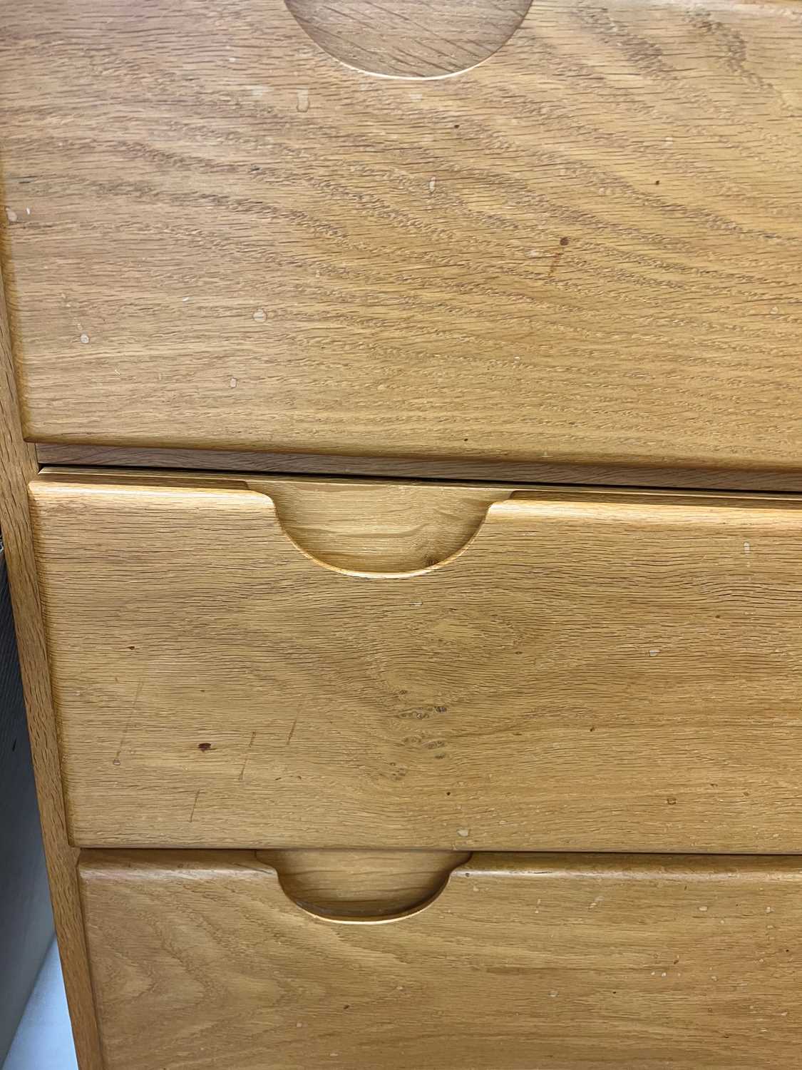 A light oak chest of four drawers and a bedside cabinet, - Image 18 of 23