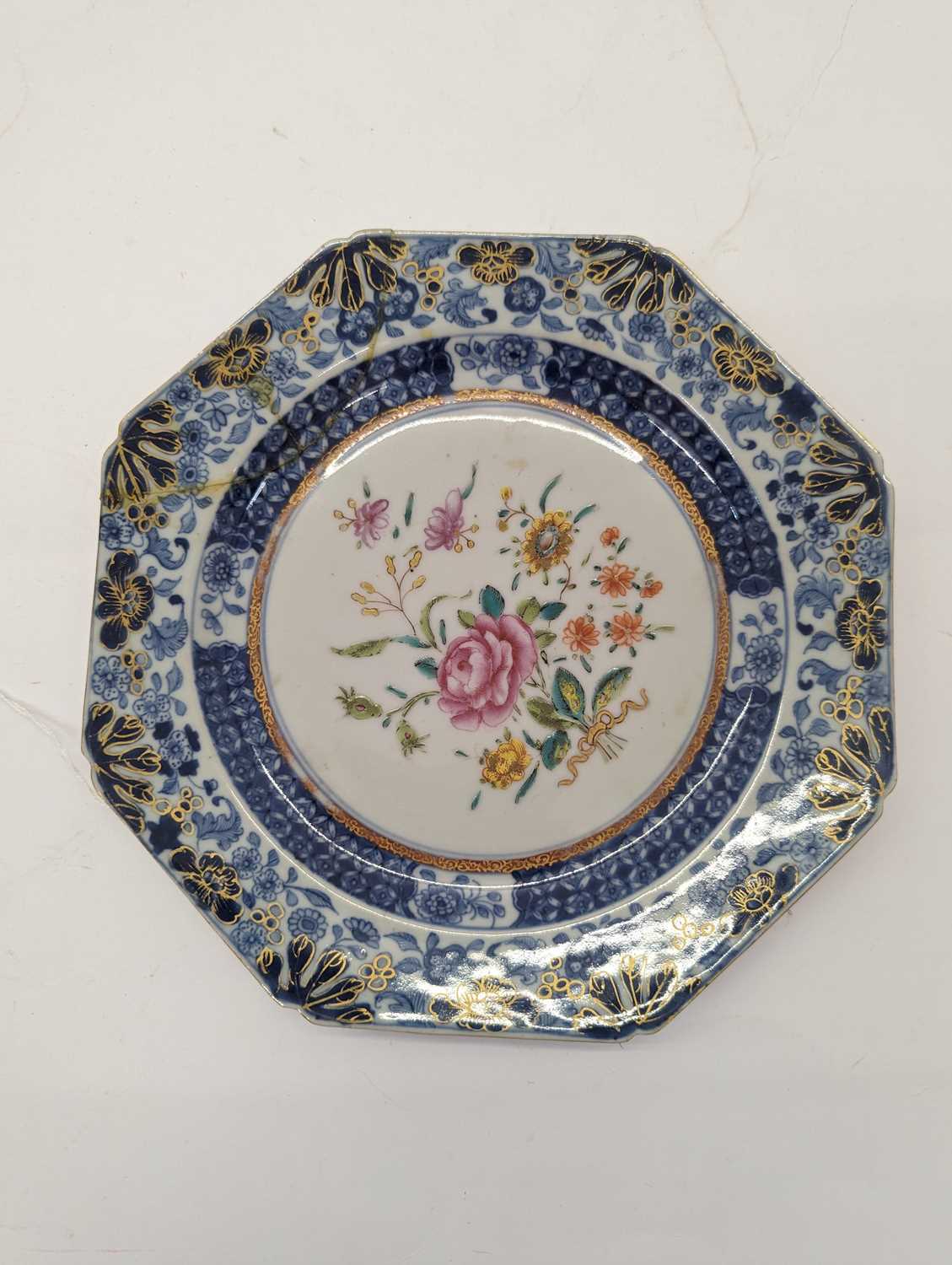 A collection of Chinese export blue and white plates, - Image 7 of 26