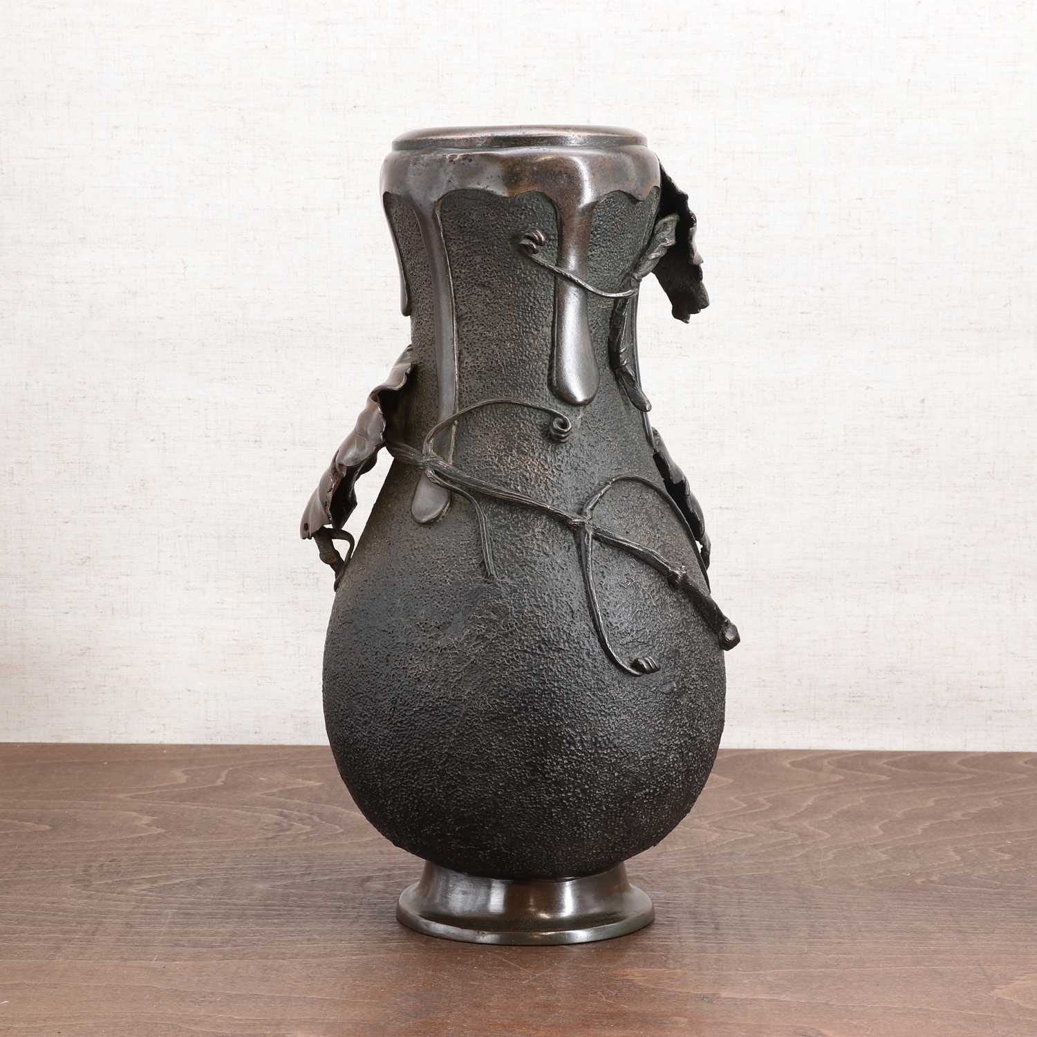 A Japanese bronze vase, - Image 4 of 6