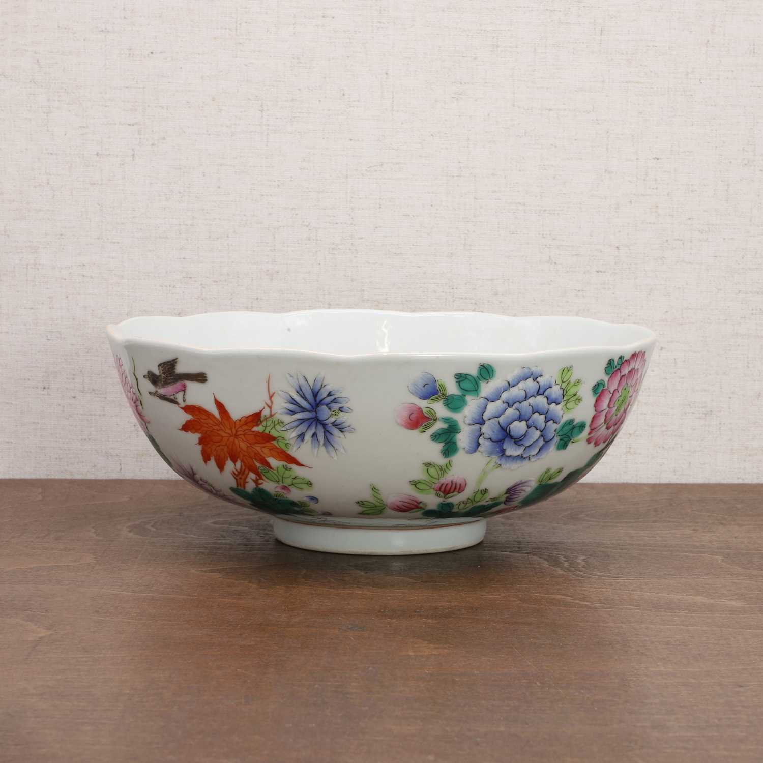 A Chinese famille rose bowl, - Image 4 of 8