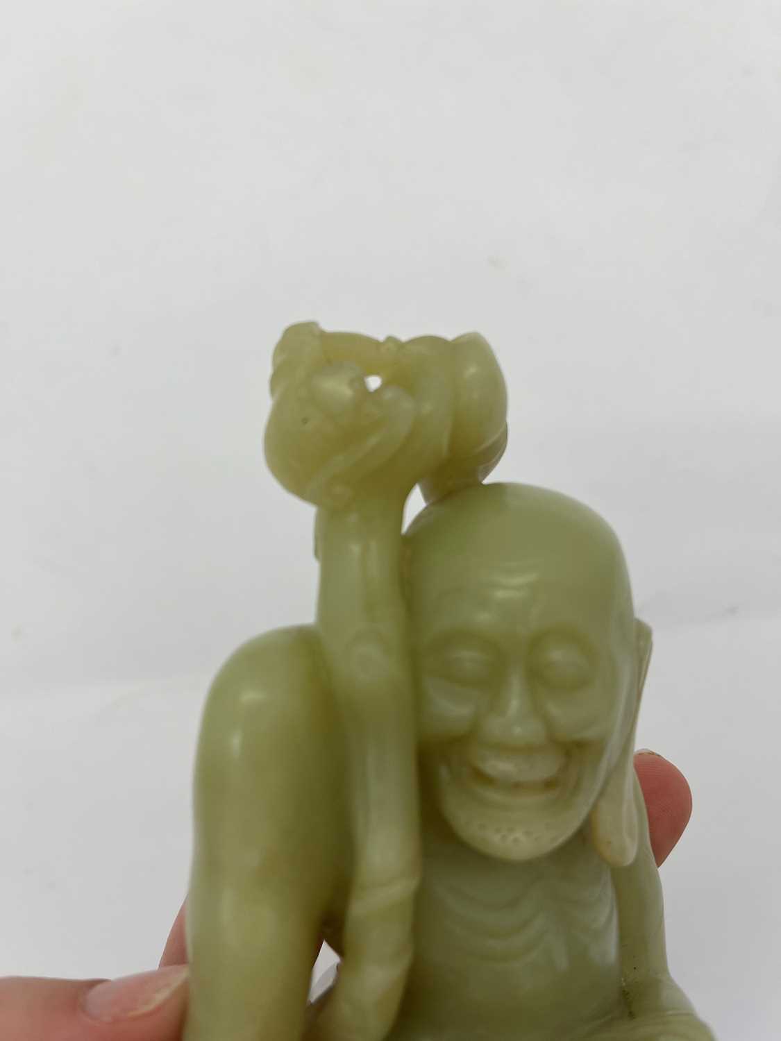 Two Chinese jade figures, - Image 12 of 17
