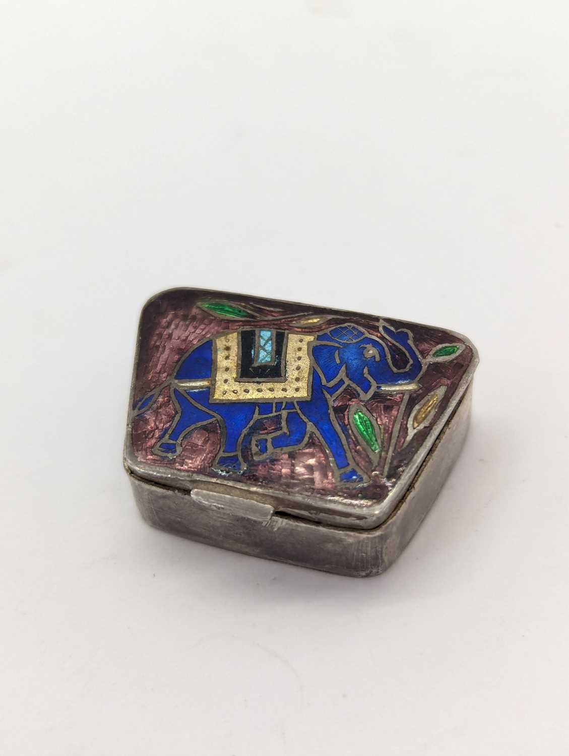 A group of silver and enamel boxes - Image 13 of 13