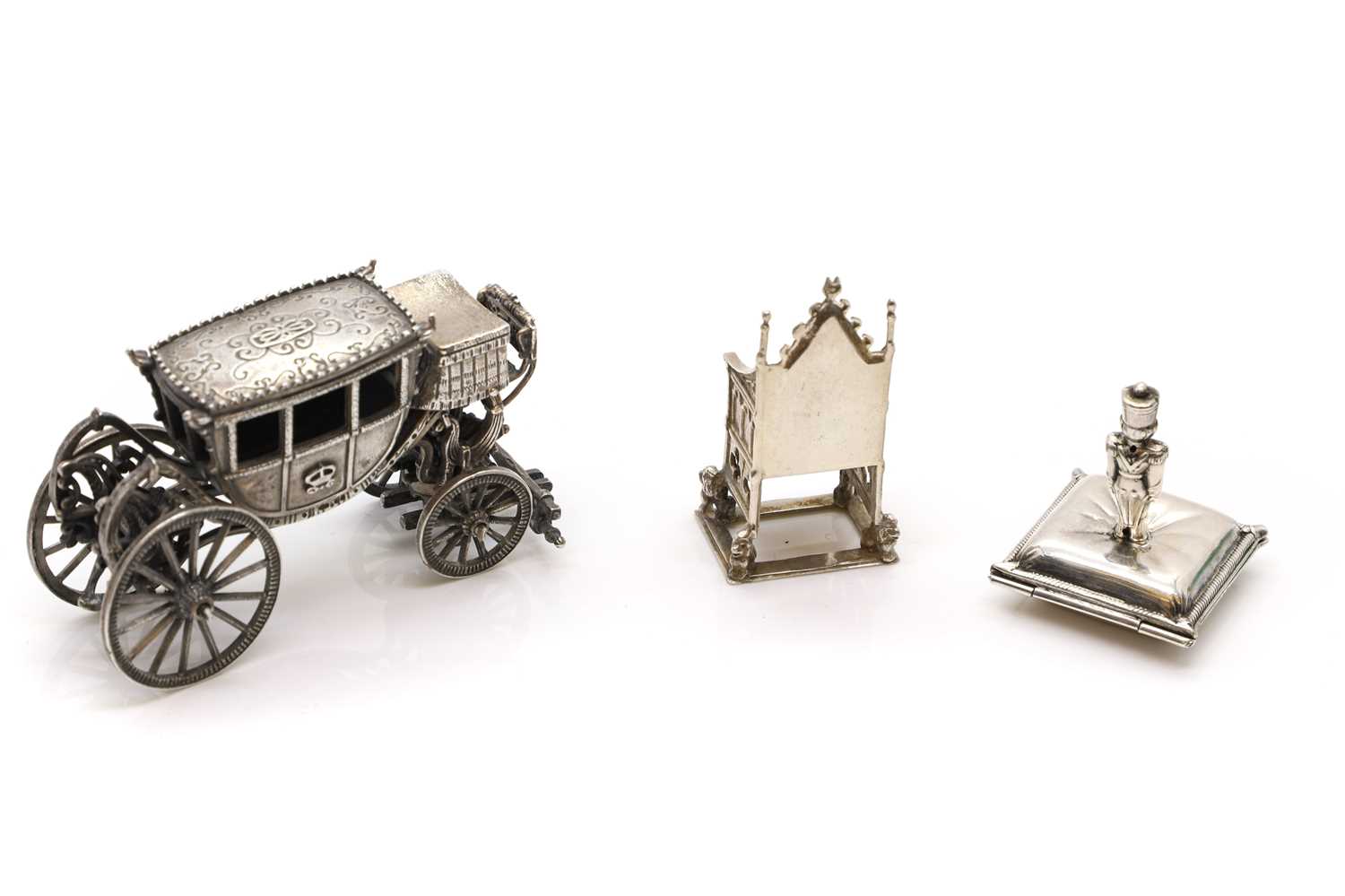 A group of three silver novelty models - Bild 3 aus 3