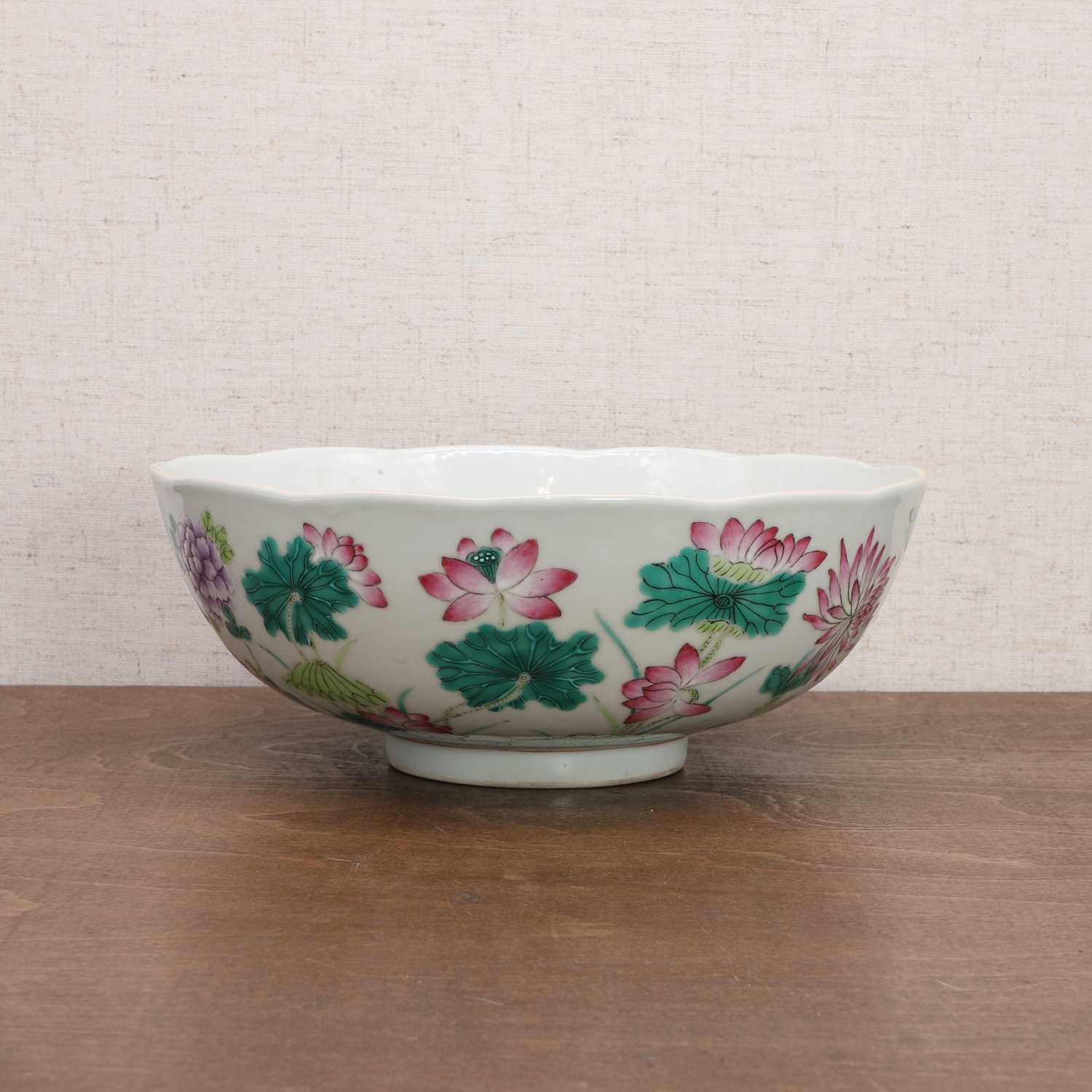 A Chinese famille rose bowl, - Image 2 of 8