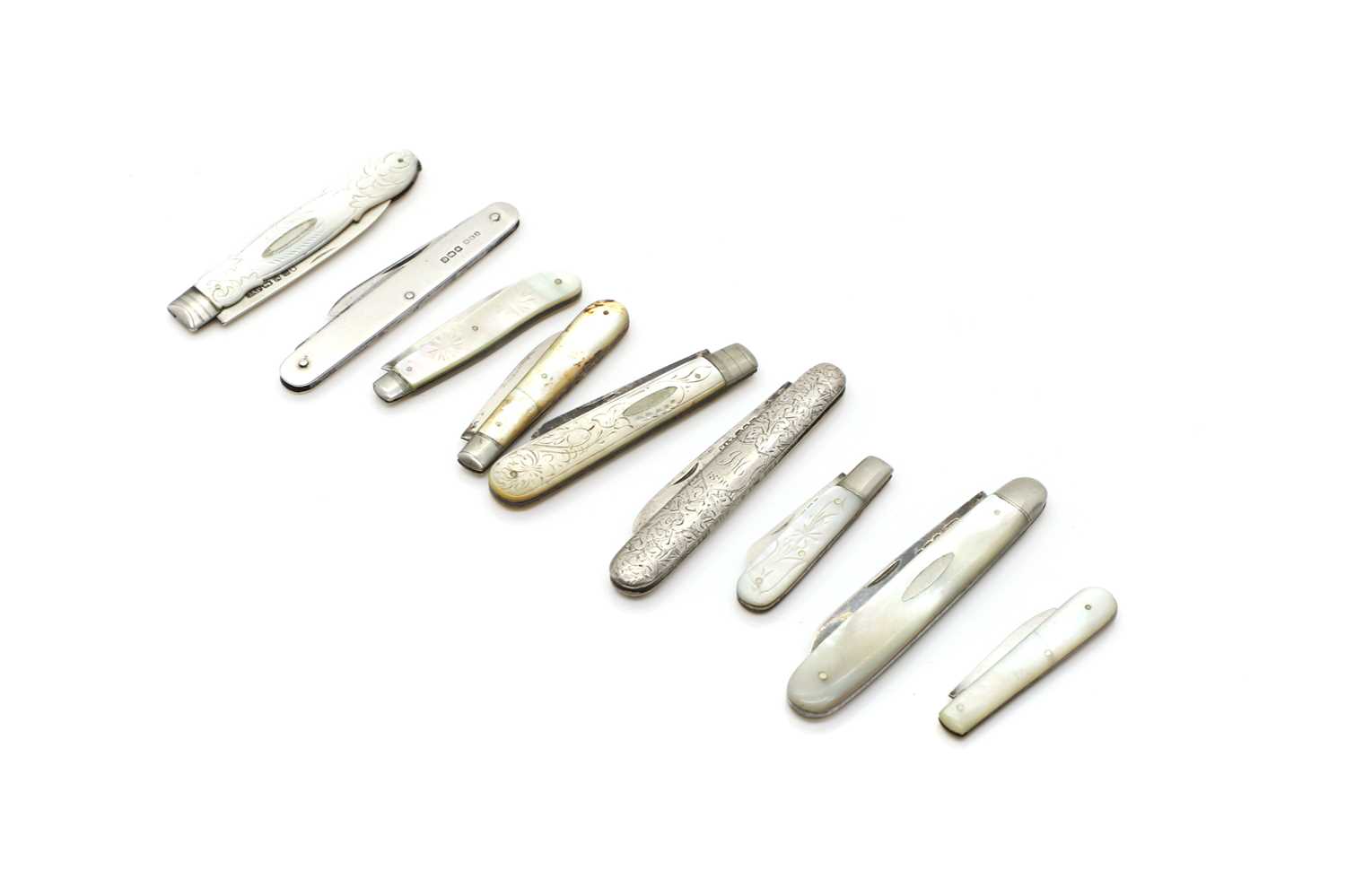 A group of nine silver and mother of pearl fruit knives - Image 2 of 2