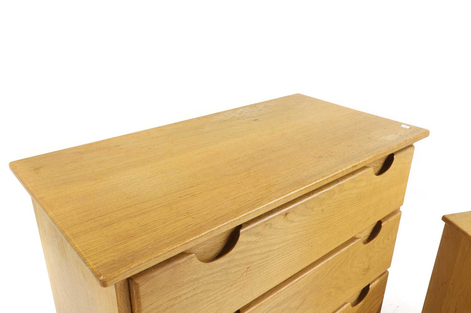 A light oak chest of four drawers and a bedside cabinet, - Image 3 of 23