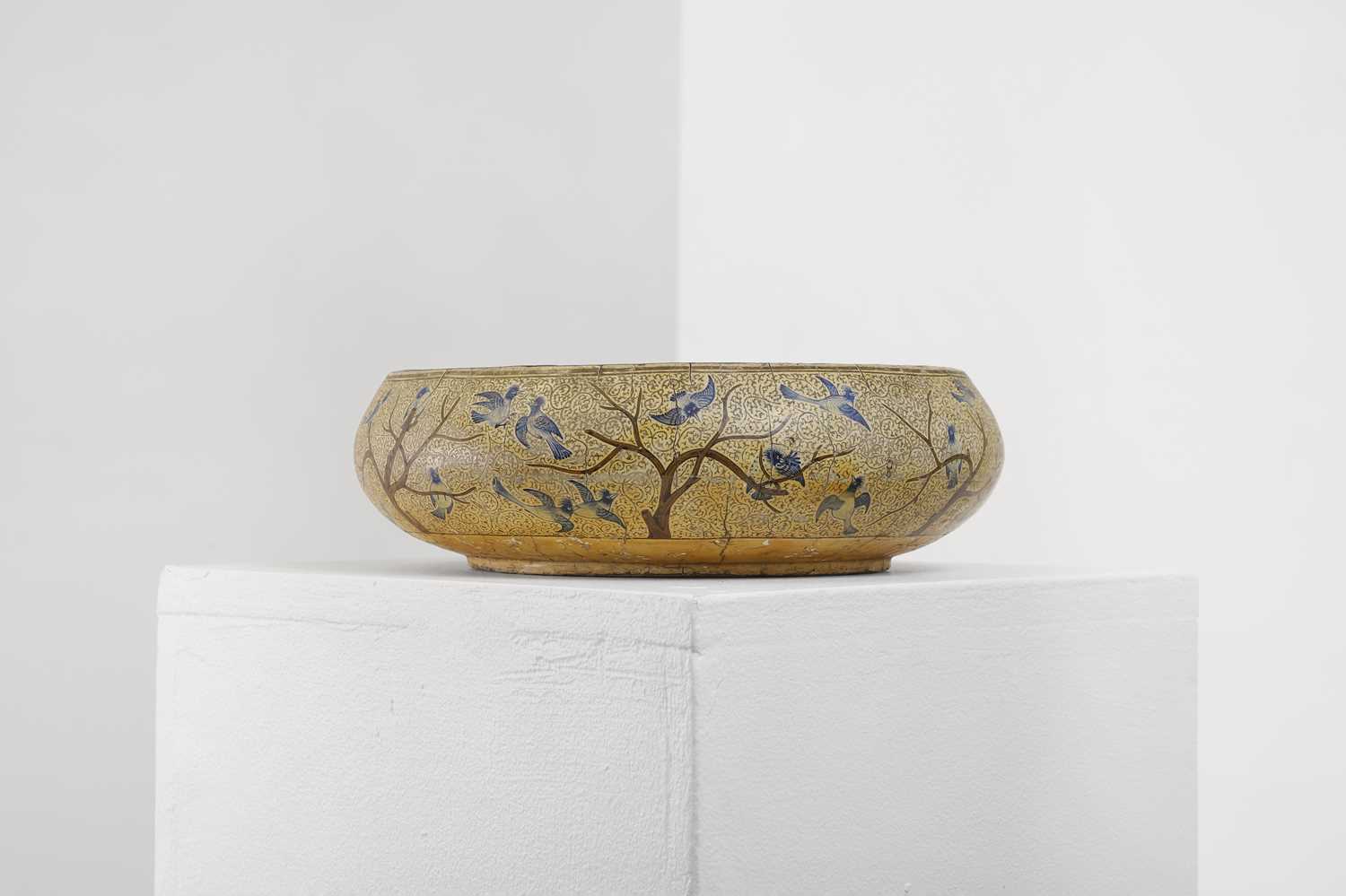 A lacquered papier mâché bowl, - Image 4 of 7