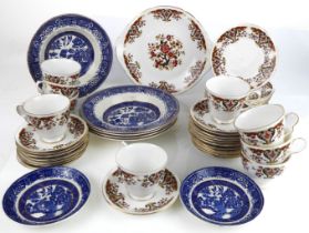 A Colclough 'Royale' part tea service comprising 9 cups, 19 saucers, 15 side plates and a 26.5 cm