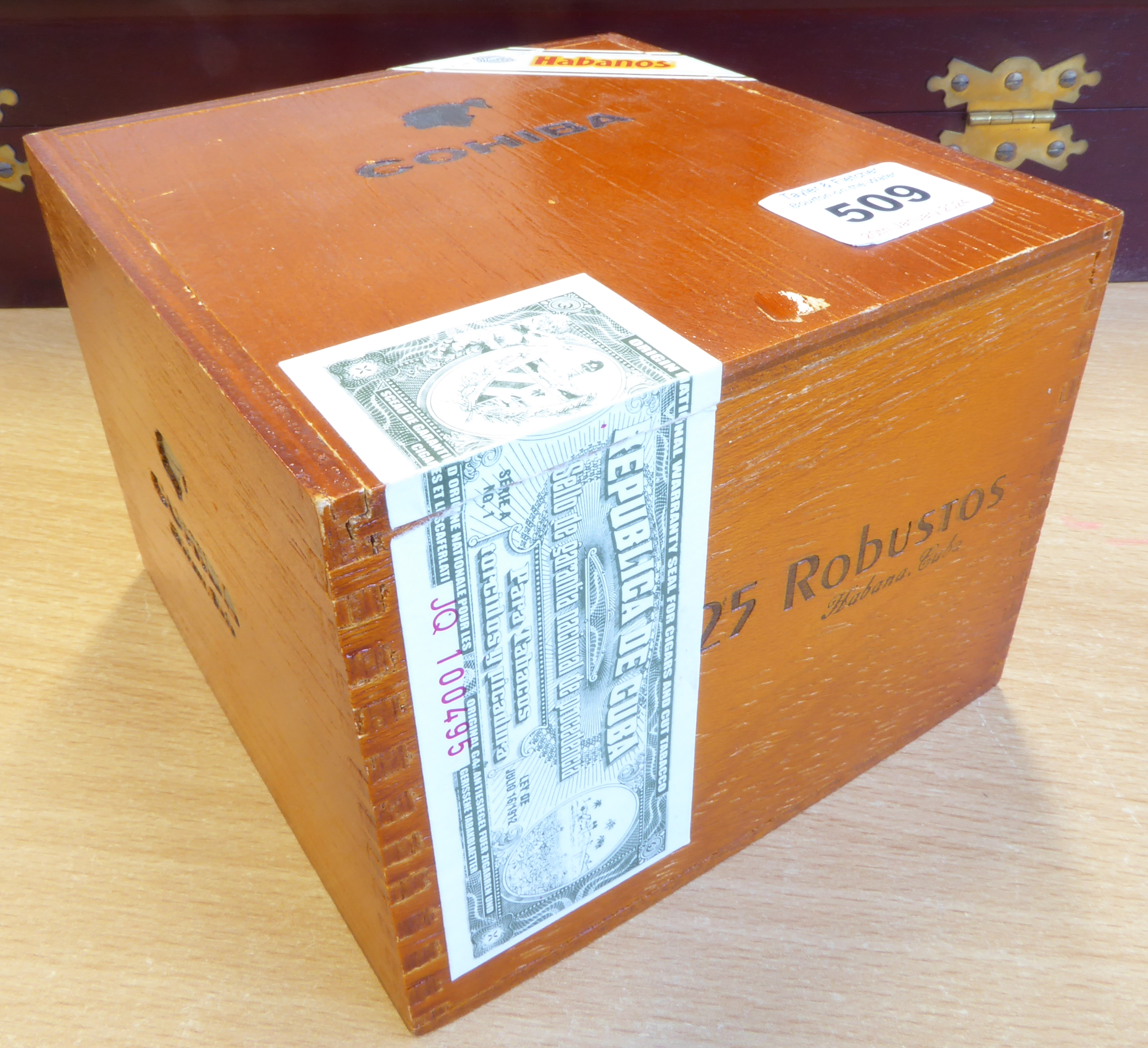 An opened box of Cohiba Robustos cigars (22 cigars) * Please note: These cigars (and also lot 510) - Image 11 of 12