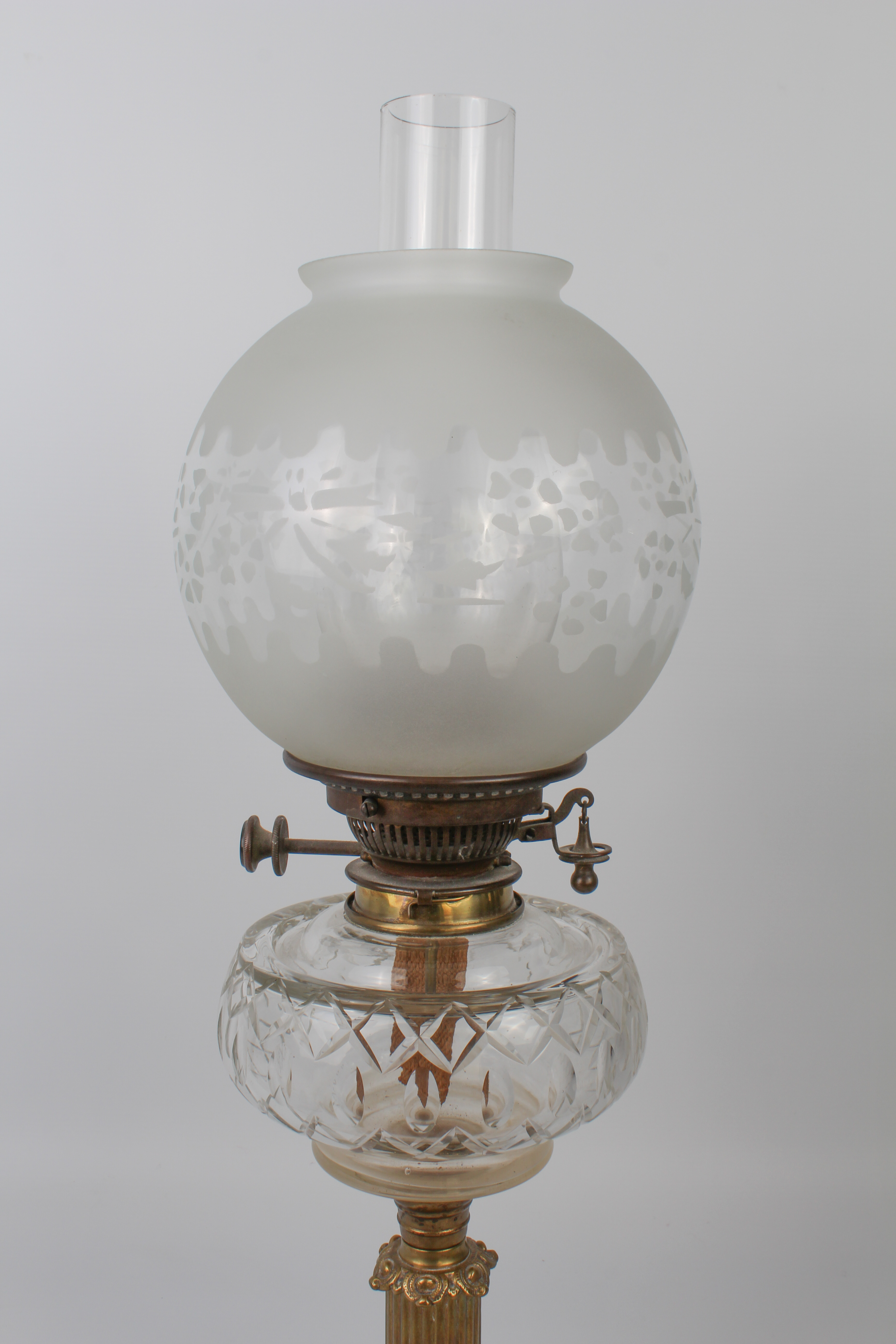 An Edwardian brass and cut glass oil lamp by Hinks & Sons for Maple of London, the rounded square - Image 3 of 4