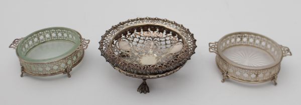 An Edwardian pierced and engraved silver shallow dish - James Dixon & Sons, Sheffield 1903, with