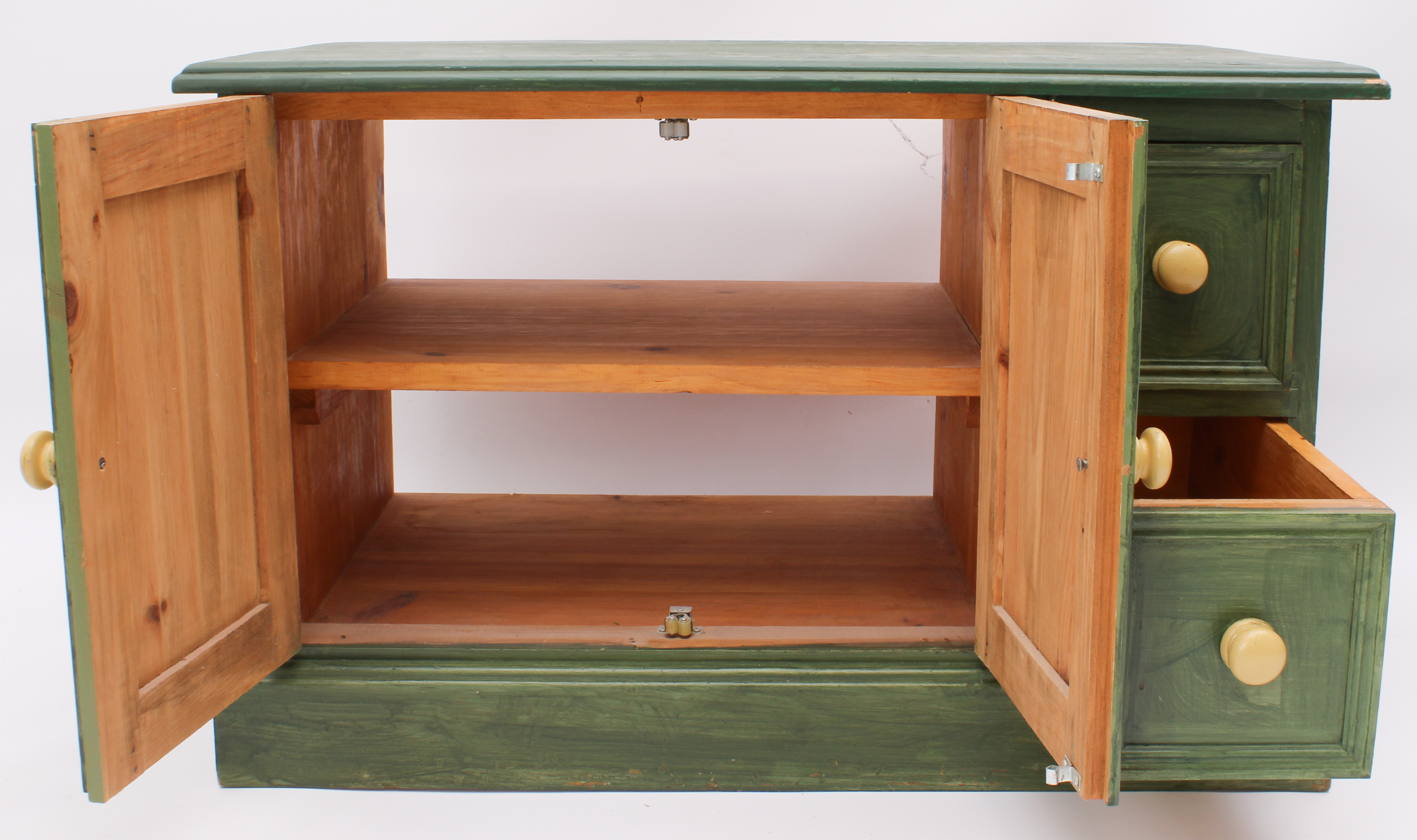 A pair of green painted pine bedside cabinets - each with a single drawer over a panelled cupboard - Image 6 of 9