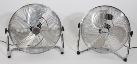 Two Hydor Typhoon chrome and aluminium floor-standing electric fans - model ref. HVFB45, 52.5 cm