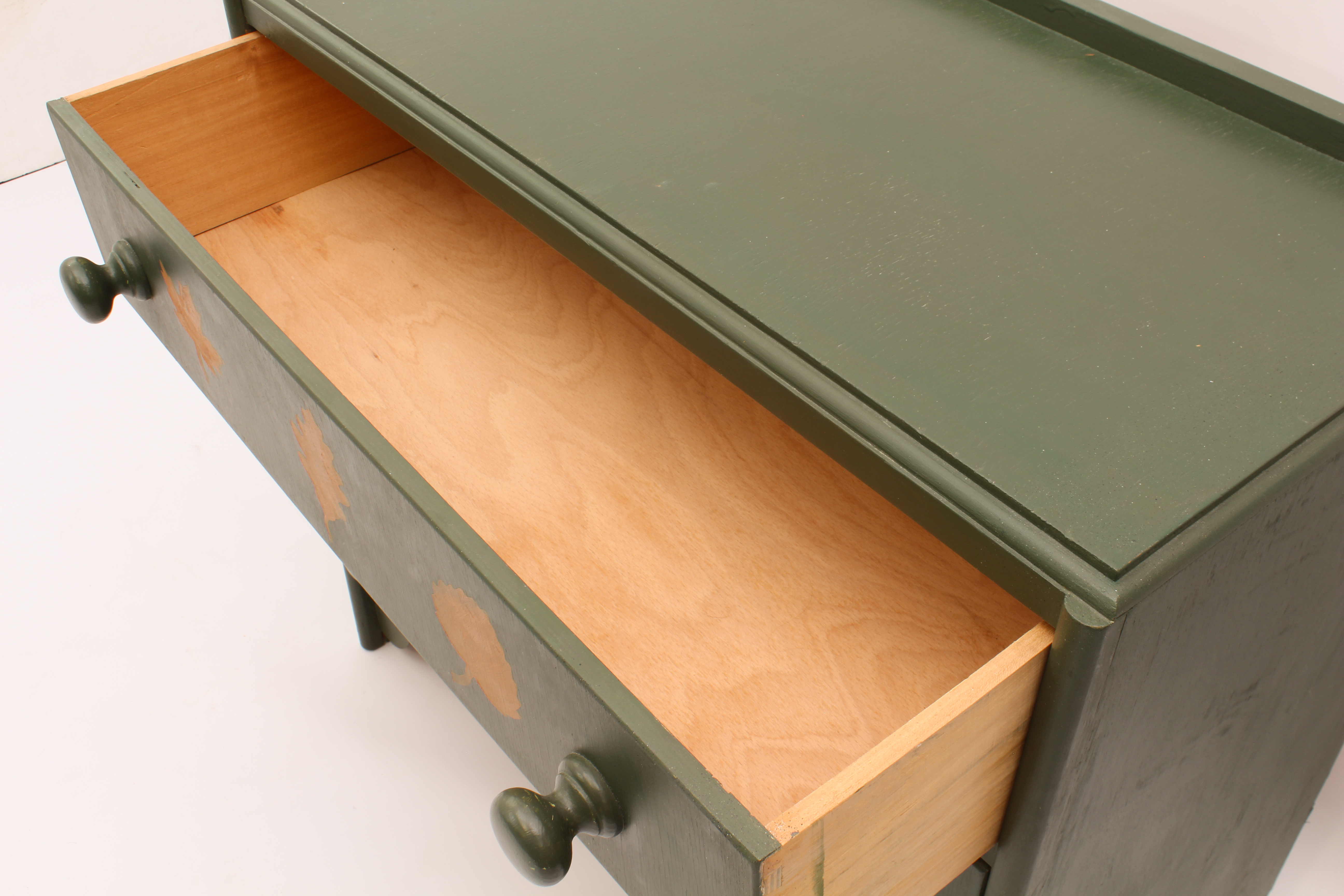 A pair of green painted pine bedside cabinets - each with a single drawer over a panelled cupboard - Image 9 of 9