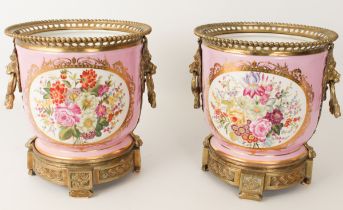 A pair of Sèvres-style porcelain and gilt-brass jardinières or cachepots - late 20th century,