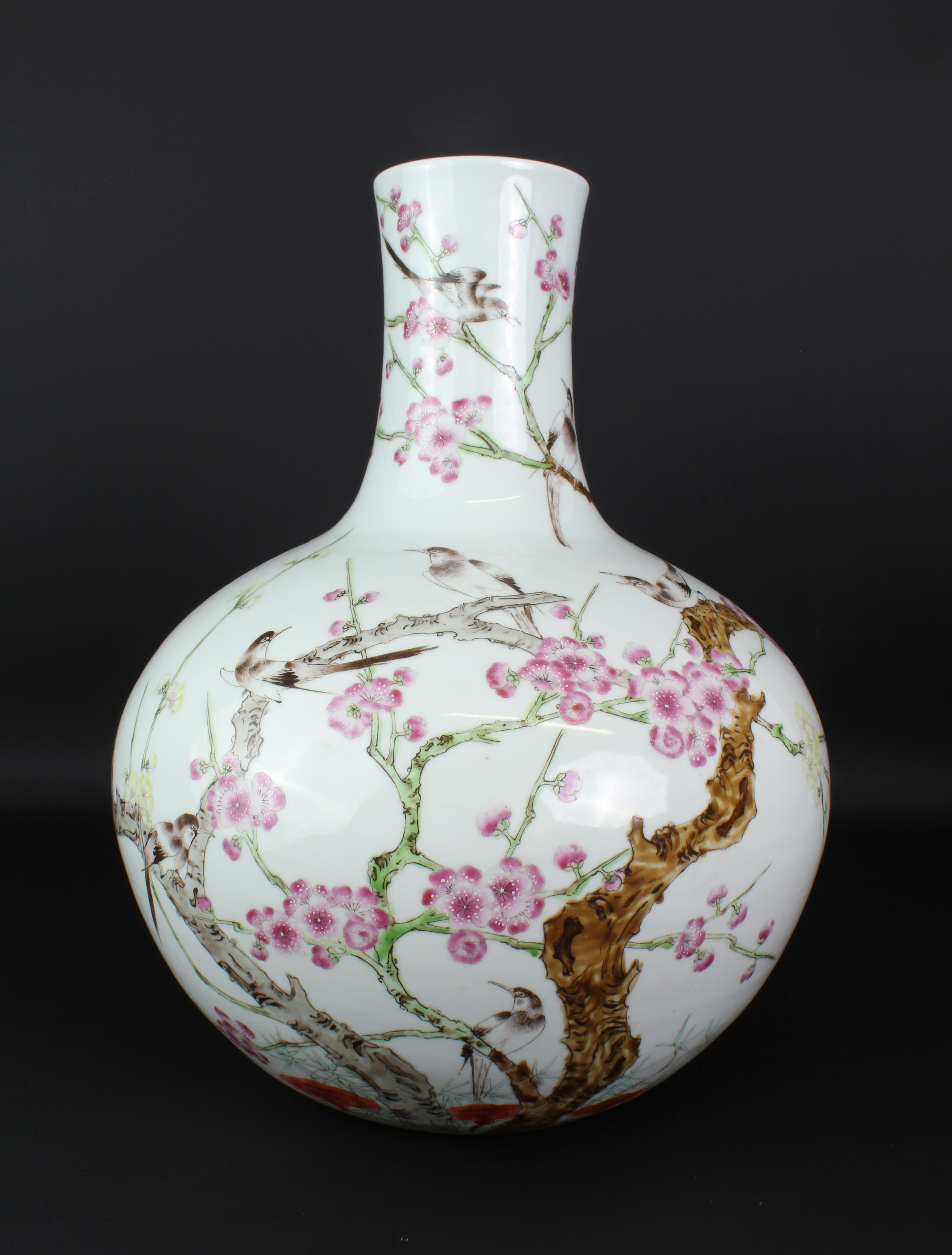 A large Chinese porcelain famille rose bottle vase - late 20th century with apocryphal Yongzheng - Image 2 of 6