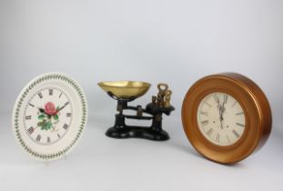 A cast iron and brass kitchen or shop scales - with a set of 7 Imperial weights, 2.5 cm high;