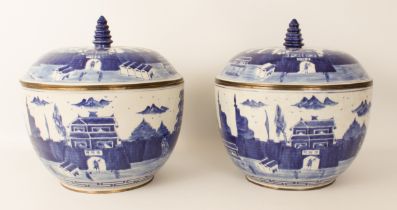 A pair of large Chinese blue and white porcelain covered bowls - modern, with apocryphal six-