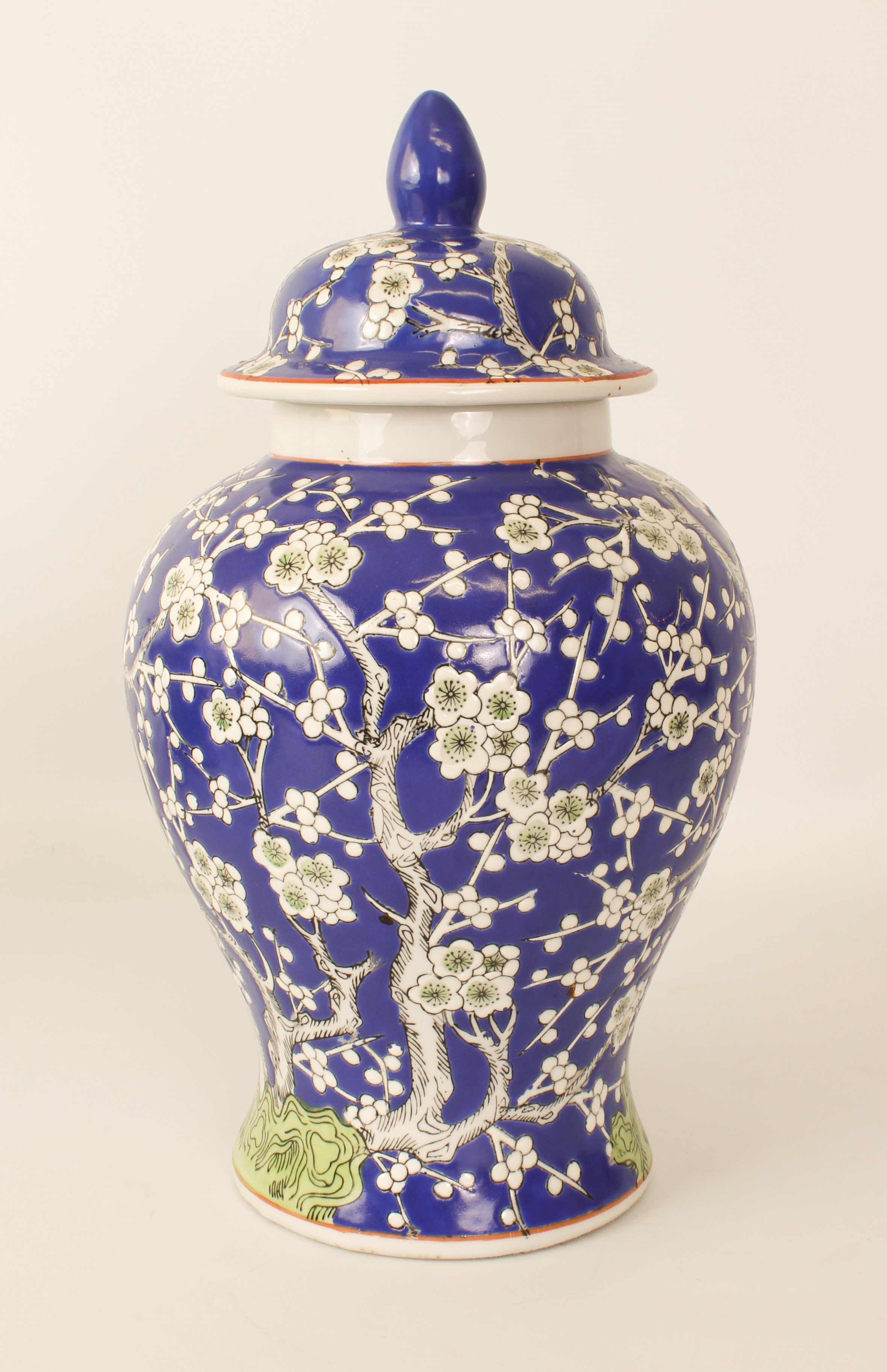 A blue and white porcelain covered tureen in 19th century style - modern, of bombe, oval form, - Image 3 of 5