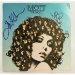 Vinyl / Autographs - Mott The Hoople - The Hoople. Original Uk album signed on front by Ian