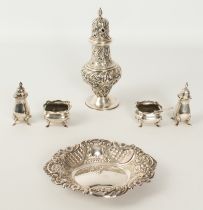 Seven pieces of hallmarked silver: a pair of salts by E.S. Barnsley, Birmingham 1914 and two similar