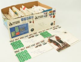 507 commemorative and first day covers: 92 x 1960s, 123 x 1970s, 143 x 1980s,  58 x 1990s and 91 x