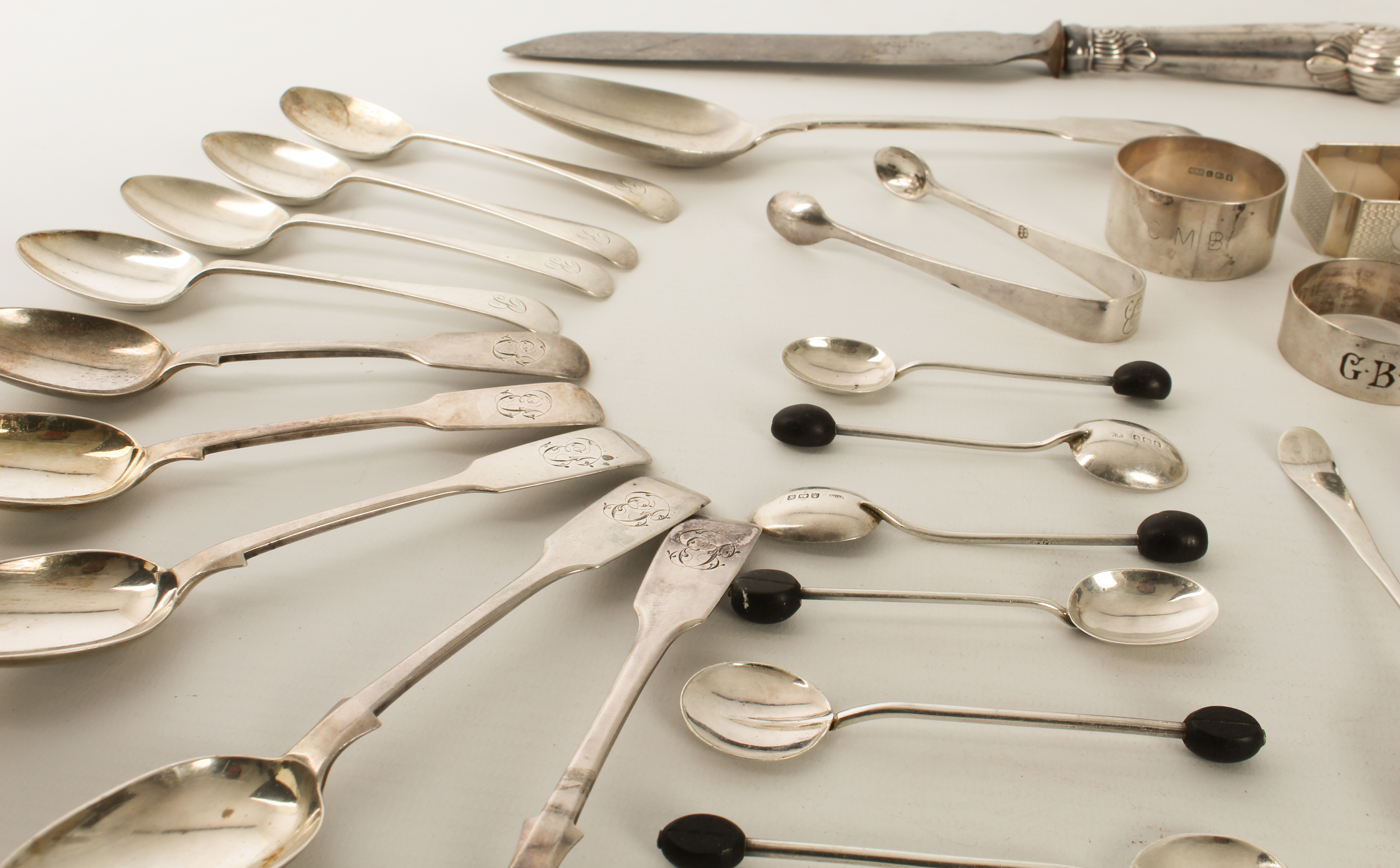 A collection of 19th and early 20th century silver flatware - to include a William IV fiddle pattern - Image 3 of 7