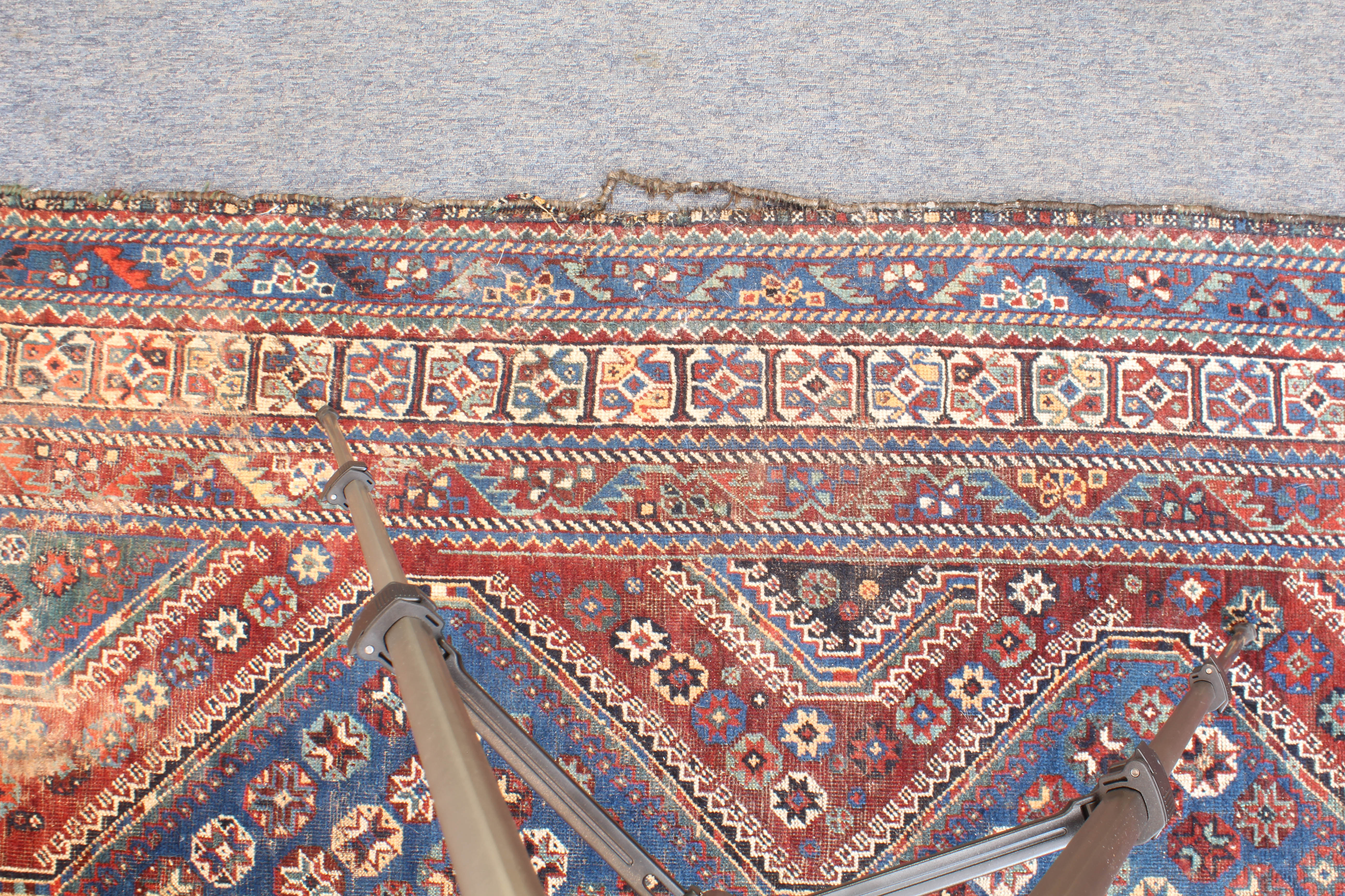 A large Persian Heriz rug - probably early 20th century, the three madder pole medallions with - Image 4 of 6