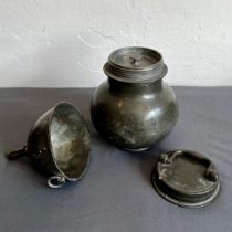 A pewter caddy with swing handle (possibly for leeches) - 19th century, of stout baluster form, with