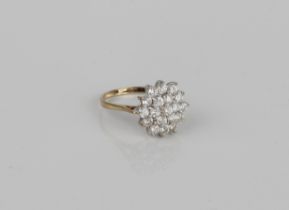 A 9ct gold CZ cluster ring - size M/N, 2.3g.