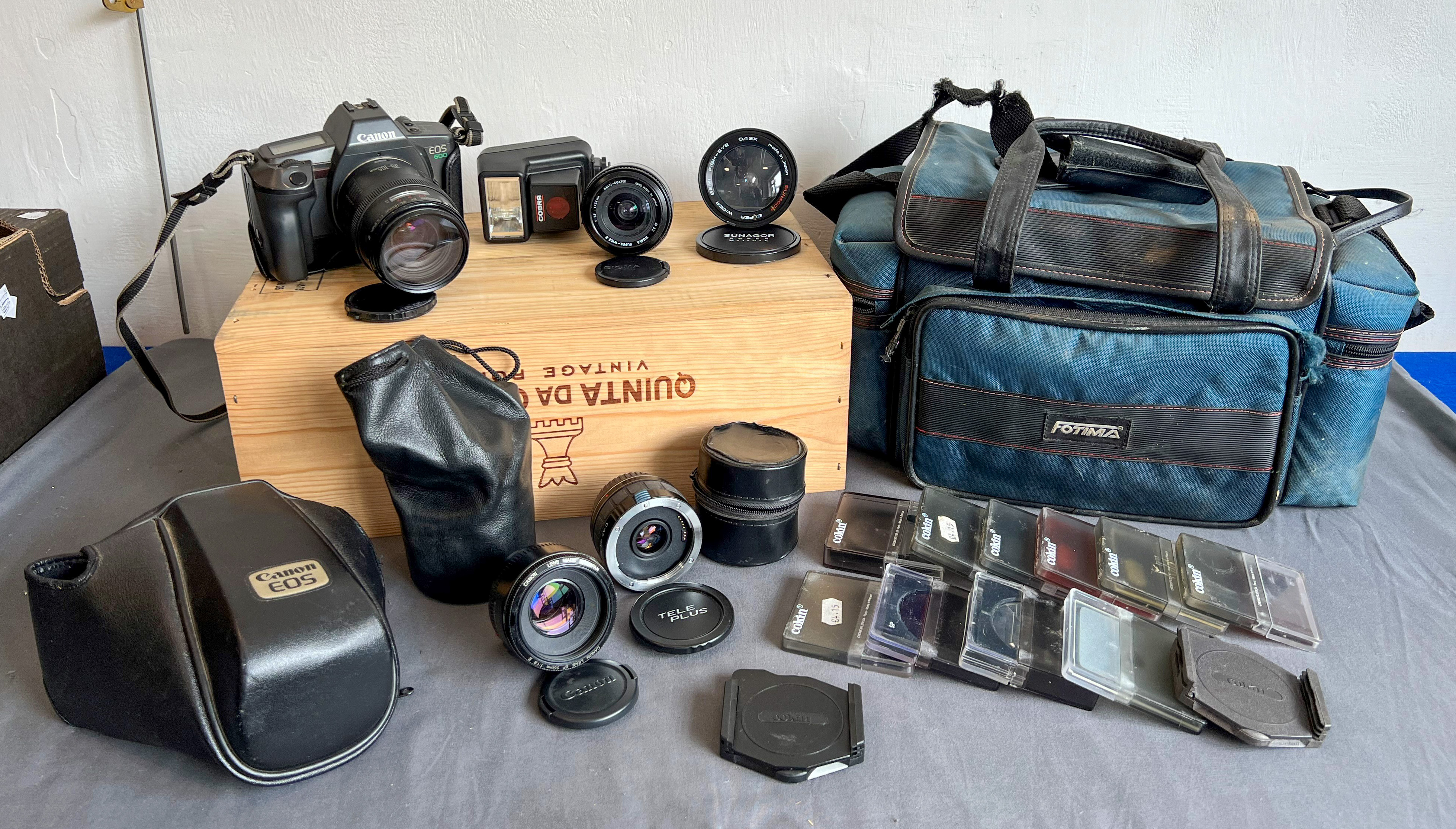 A Canon EOS 600 35mm SLR camera - with Canon 35-105mm EF lens; plus other lenses including a Sigma - Image 2 of 3